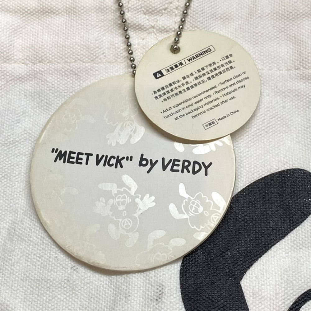 GIRLS DON'T CRY Vick Tote Bag by Verdy Bag White Size F